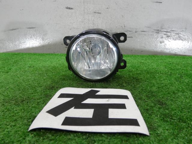 【中古】中古部品 フィアット パンダ 13909 左フォグランプ 【3260250000-000025150410950】