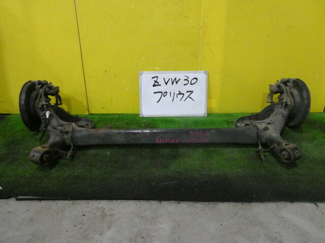【中古】中古部品 プリウス ZVW30 リアアクスルビーム 【3331010600-251025000353500】