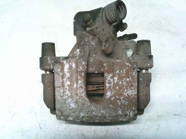 【中古】中古部品 ビアンテ CCEFW 右リアキャリパー 【3330990500-251030000444430】