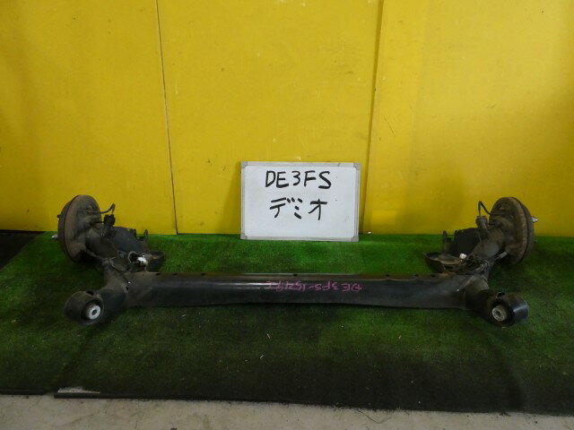 【中古】中古部品 デミオ DE3FS リアアクスルビーム 【3331010600-251030000153500】