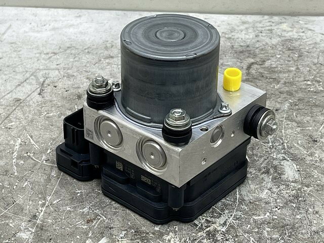 【中古】中古部品 プジョー 308 T9WYH01 ABSアクチュエーター 【3310070100-0000Y0772942500】