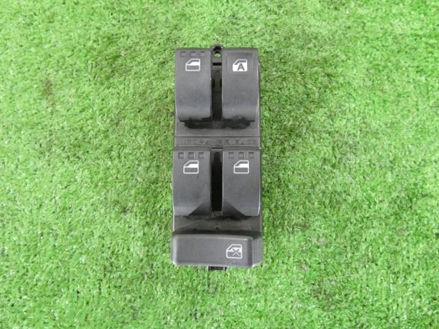 【中古】中古部品 タント L375S パワーウインドウスイッチ 【3260250000-000025155461900】