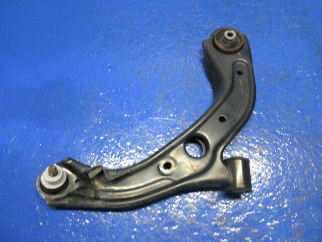 【中古】中古部品 N−BOX JF3 右フロントロアアーム 【3310270100-000015057951720】