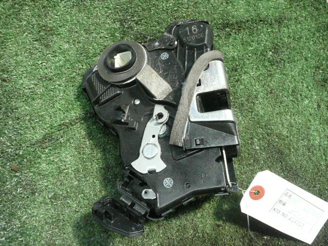 【中古】中古部品 ポルテ NNP11 ドアロックソレノイド 【3310300100-001340638064550】