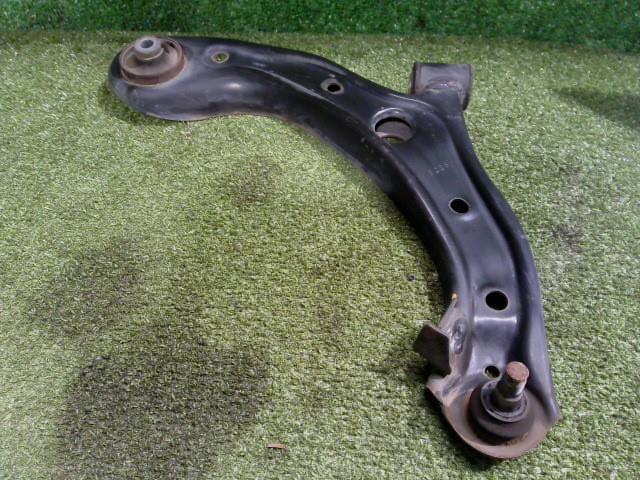 【中古】中古部品 N-WGN JH1 右フロントロアアーム 【3260300000-251105000151720】