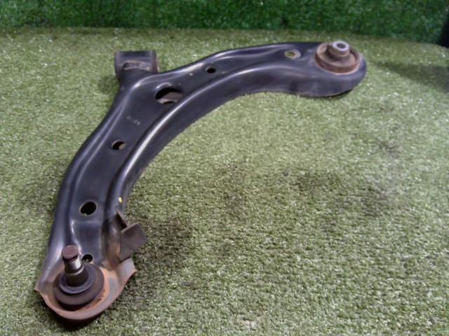 【中古】中古部品 N-WGN JH1 左フロントロアアーム 【3260300000-251105000151740】