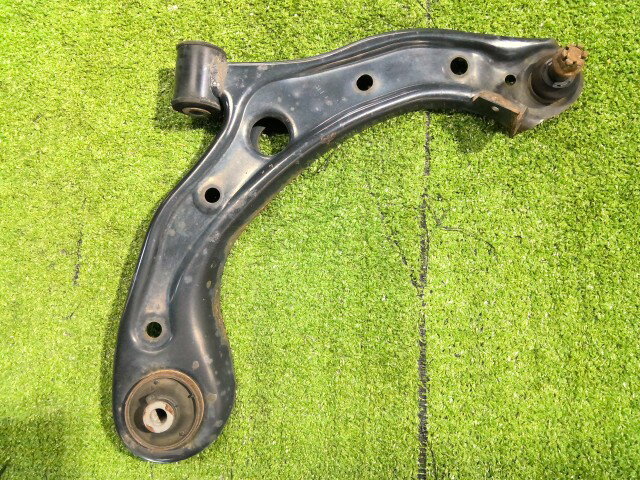 【中古】中古部品 N-WGN JH1 右フロントロアアーム 【3260460000-251002000551720】