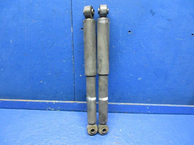 【中古】中古部品 エブリィ DA17V 右リアショックアブソーバー 【3310270100-000015071650700】