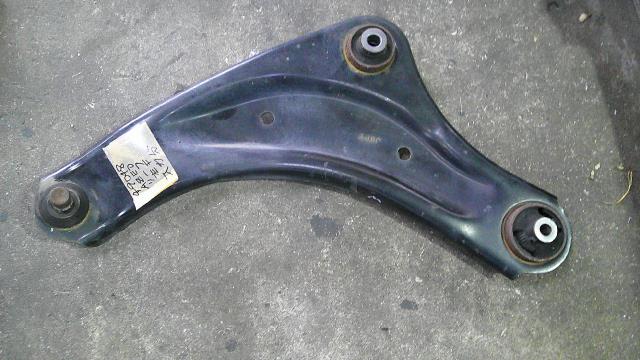 【中古】中古部品 リーフ AZE0 左フロントロアアーム 【3500080000-240228000451740】