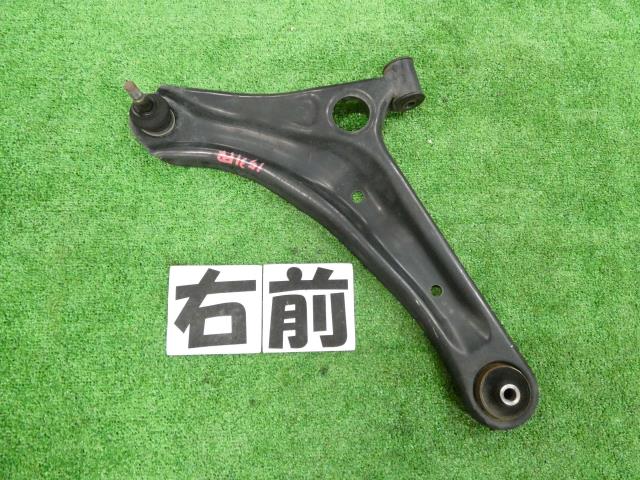 【中古】中古部品 ミニキャブ DS16T 右フロントロアアーム 【3260250000-000025153151720】