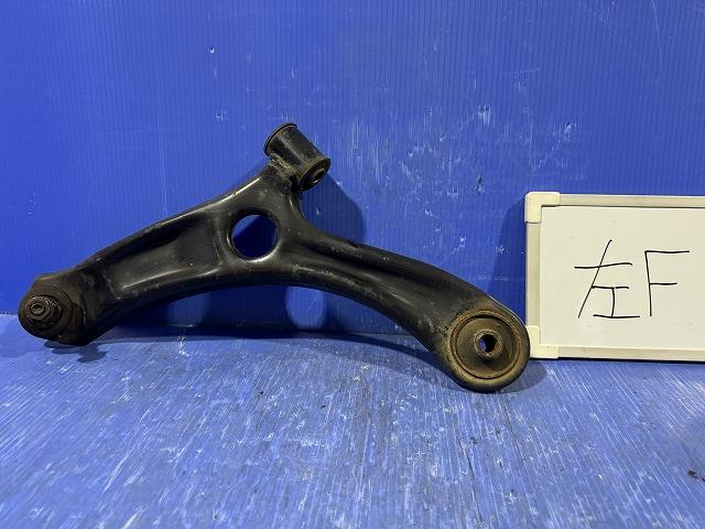 【中古】中古部品 フレアワゴン MM32S 左フロントロアアーム 【3310050100-250305000251740】