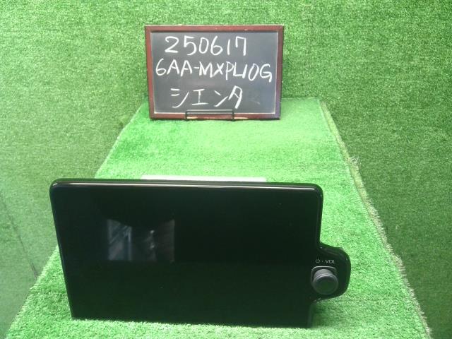 【中古】中古部品 シエンタ MXPL10G カーナビゲーション 【3330990200-000025061761310】