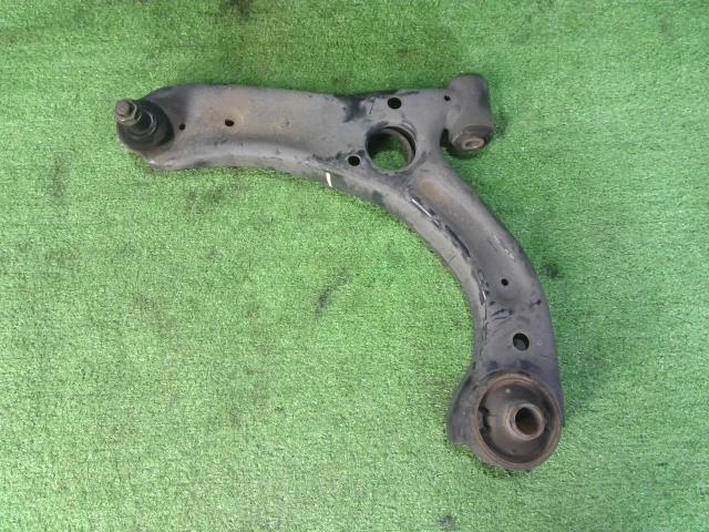 【中古】中古部品 タント LA600S 左フロントロアアーム 【3260070000-251031000351740】