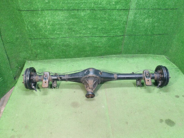 【中古】中古部品 キャリィ DA16T リアアクスルホーシング 【3330420100-251030000141200】