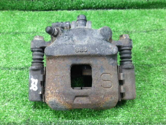 【中古】中古部品 アルト HA24S 右フロントキャリパー 【3330420100-251029000144330】