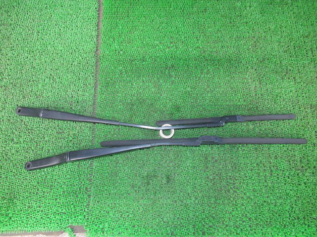 【中古】中古部品 VW ゴルフ AUCJZ フロントワイパーモーター 【3330540100-250821001061600】