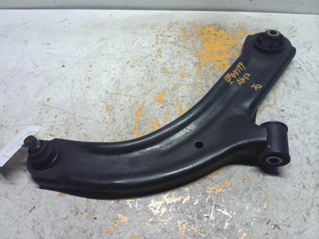 【中古】中古部品 マーチ AK12 右フロントロアアーム 【3310160100-000004479951720】
