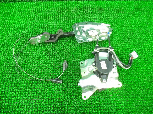 【中古】中古部品 タント L375S 左パワースライドドアモーター 【3330210100-000037189264660】