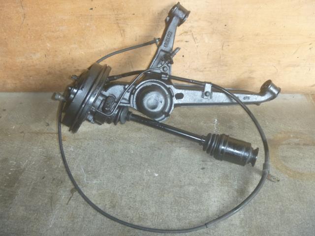 【中古】中古部品 サンバー TT2 左リアロアアーム 【3330370100-000253017951840】