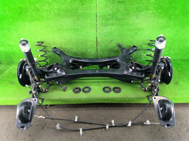 【中古】中古部品 プリウス ZVW50 リアアクスルビーム 【3330990100-250916000553500】