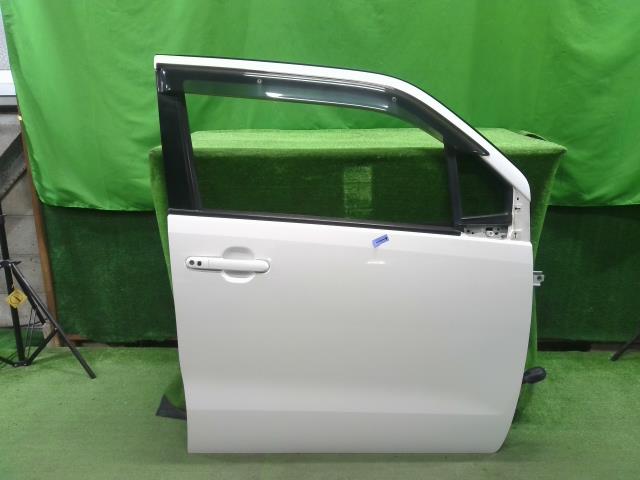 【中古】中古部品 ワゴンR MH23S 右フロントドア 【3310200100-000022302313100】