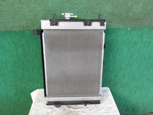 【中古】中古部品 タント L375S ラジエータ 【3310420000-000002388120400】