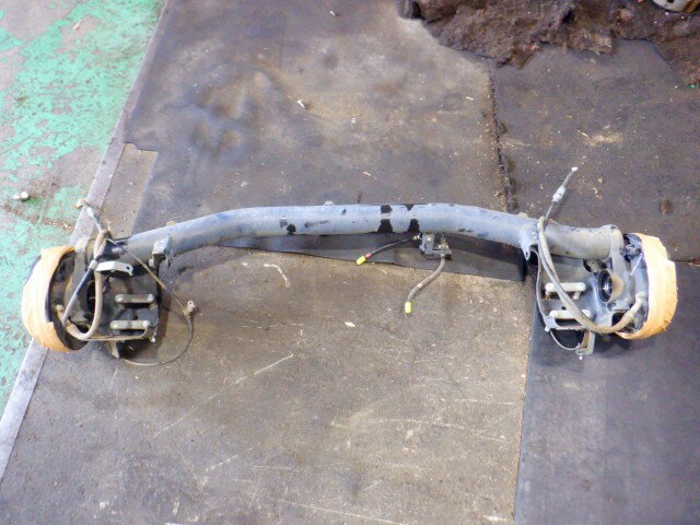 【中古】中古部品 アクティ HA9 リアアクスルビーム 【3340140100-000025267253500】