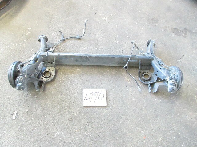 【中古】中古部品 タント LA650S リアアクスルビーム 【3500170000-251111505353500】
