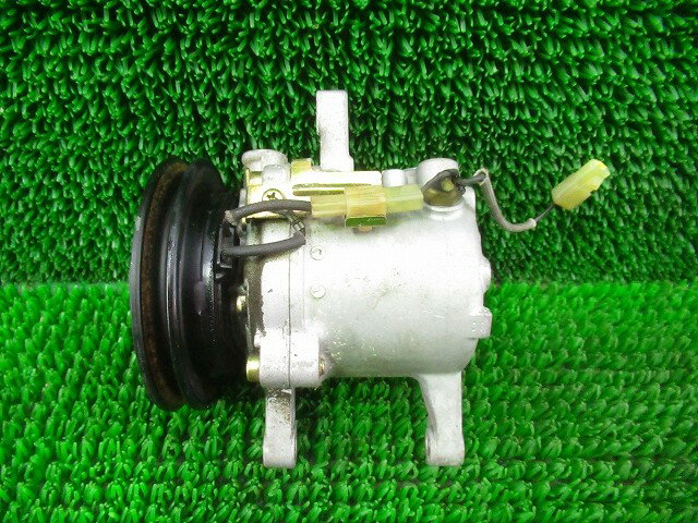 【中古】中古部品 ハイゼット S210P A/Cコンプレッサー 【3330210100-000037189760700】