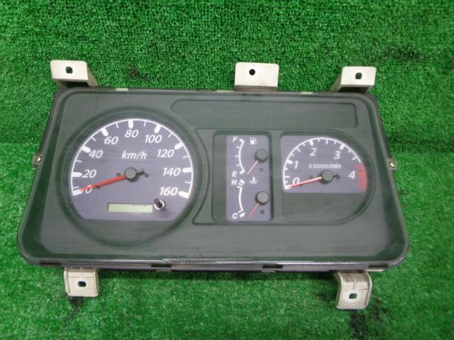 【中古】中古部品 エルフ NKR81A スピードメーター 【3330160100-000025062761400】