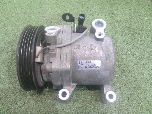 【中古】中古部品 モコ MG33S A/Cコンプレッサー 【3310090100-202509017060700】