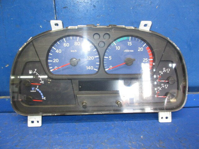 【中古】中古部品 UD日産大型車 CD5ZA スピードメーター 【3310270100-000015021461400】