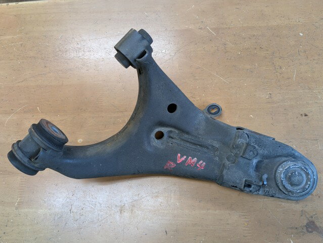 【中古】中古部品 レヴォーグ VM4 右リアアッパアーム 【3330450100-251114000151830】