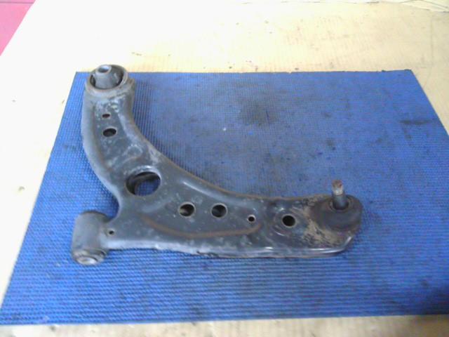 【中古】中古部品 ルーミー M900A 左フロントロアアーム 【3340220100-000226077151740】