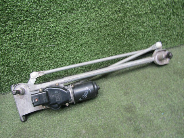 【中古】中古部品 トルネオ CF3 フロントワイパーモーター 【3330200100-252003000061600】