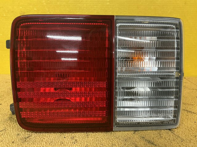 【中古】中古部品 ミニキャブ DS17V 左テールランプ 【3330960100-000052603215600】