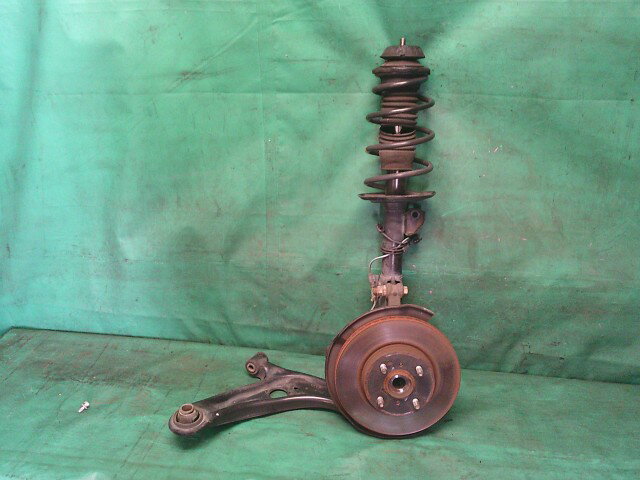 【中古】中古部品 ヴィッツ NSP130 右フロントストラット 【3330990500-251117000150100】