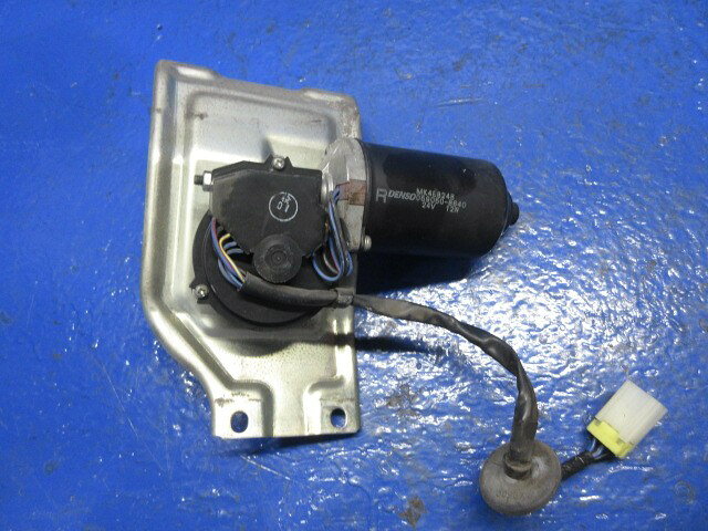 【中古】中古部品 ふそう大型車 FU54VZ フロントワイパーモーター 【3310270100-000015015761600】