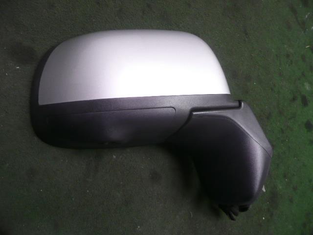 【中古】中古部品 ノート E12 右サイドミラー 【3310300100-001625719613500】