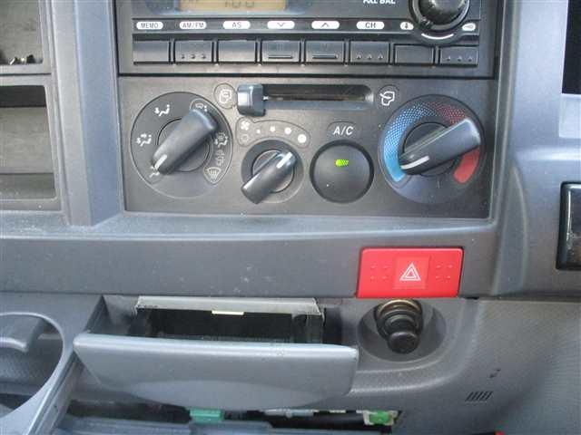 【中古】中古部品 エルフ NHR85A A/Cスイッチパネル 【3500080000-230728000460900】