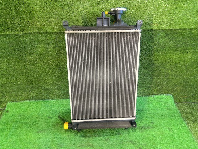 【中古】中古部品 スペーシア MK53S ラジエータ 【3260070000-251114000520400】