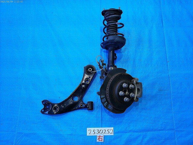 【中古】中古部品 プリウス ZVW51 右フロントストラット 【3310040100-000253025250100】