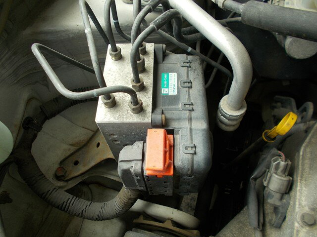 【中古】中古部品 ラパン HE21S ABSアクチュエーター 【3310210100-250903000542500】