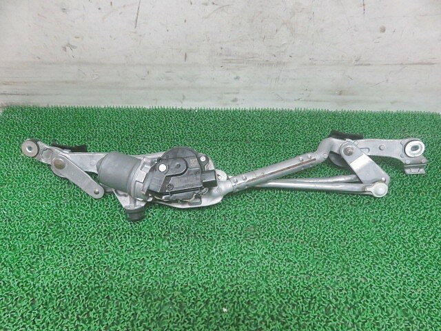 【中古】中古部品 カローラアクシオ NKE165 フロントワイパーモーター 【3330380100-000037034161600】