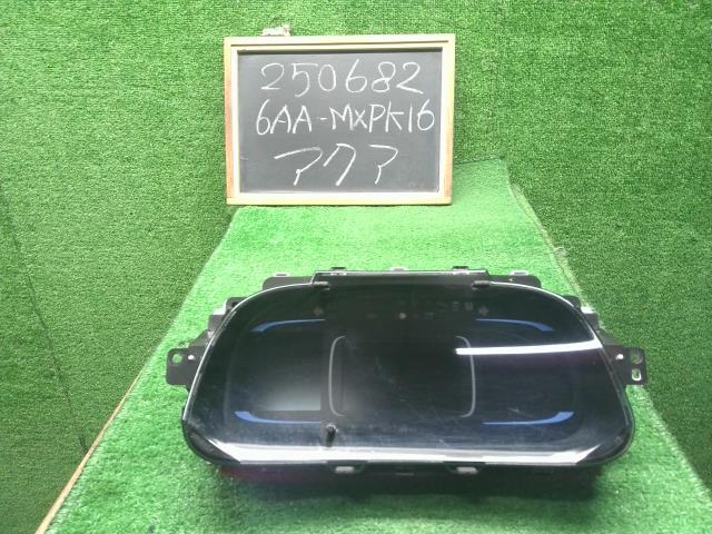 【中古】中古部品 アクア MXPK16 スピードメーター 【3330990200-000025068261400】