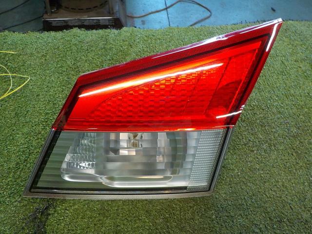 【中古】中古部品 デリカD2 MB15S 右テールランプ 【3260200000-251118000315501】