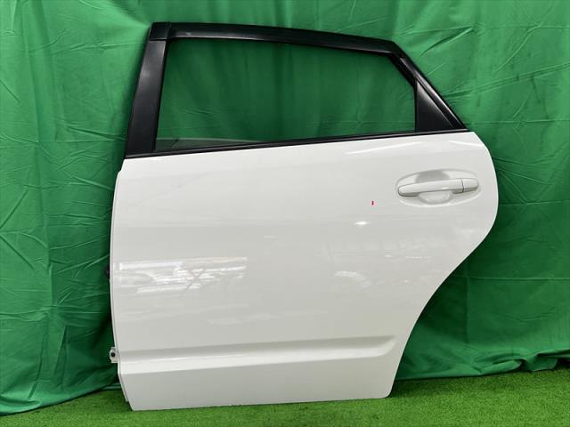 【中古】中古部品 プリウス NHW20 左リアドア 【3330240100-002025628213400】