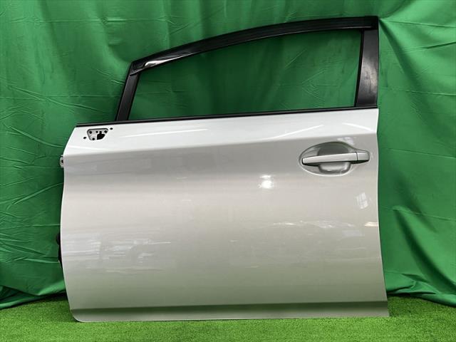 【中古】中古部品 プリウス ZVW30 左フロントドア 【3330240100-002025627613200】