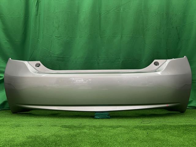 【中古】中古部品 プリウス ZVW30 リアバンパー 【3330240100-002025627615100】