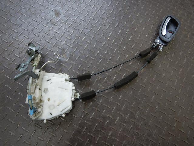 【中古】中古部品 ステップワゴン RG1 右フロントドアロックソレノイド 【3330920100-000253008364550】